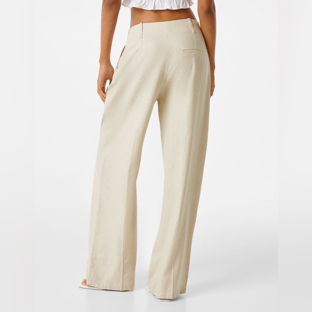 BNWT Bershka Beige Wide Leg Pants. Size 10. - Picture 3 of 10